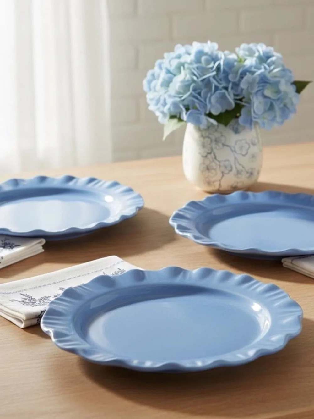 Ruffled-Edged Stoneware Plates, Blue, 10.75